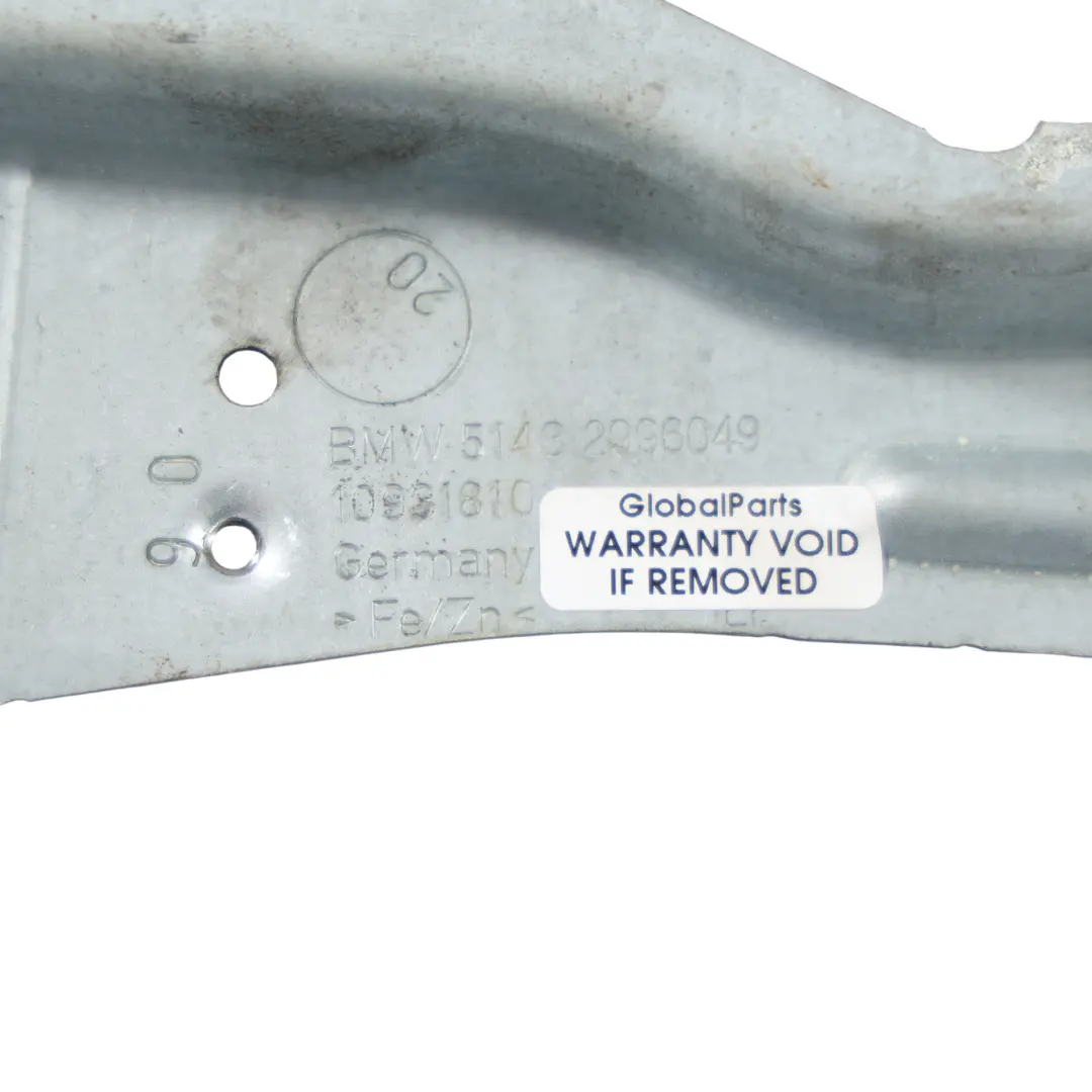Staffa Supporto Rivestimento Montante C Sinistro per BMW E82 con numero di parte 2996049 BMW E82 Staffa Supporto Rivestimento Montante C Sinistro - SKU 2996049 - Numero di parte 2996049