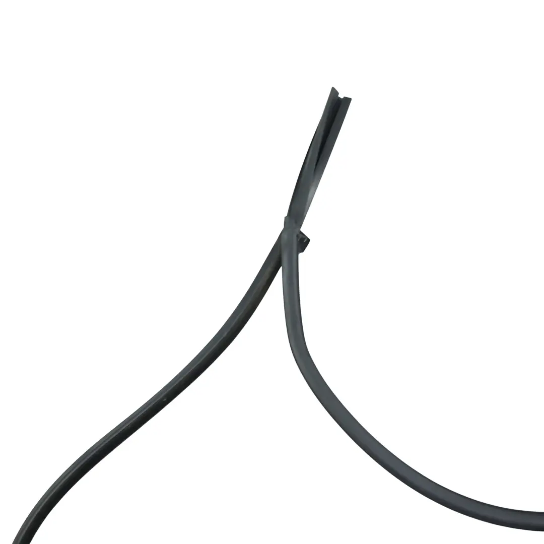 Guarnizione Finestrino Porta Anteriore Destra per Volkswagen Crafter 2E con numero di parte 2E0837404 Volkswagen Crafter 2E Guarnizione Finestrino Porta Anteriore Destra - SKU 2E0837404 - Numero di parte 2E0837404