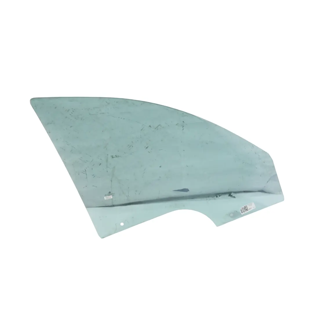 Szyba Drzwi Przednich Prawa A1767250600 do Mercedes W176 o numerze 2GA-845-201-C Mercedes W176 Szyba Drzwi Przednich Prawa A1767250600 - SKU 2GA-845-201-C - Numer Części 2GA-845-201-C