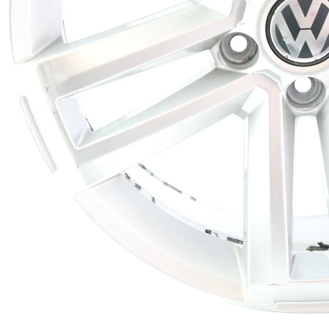 2H Mk1 Felga Aluminiowa Srebrna 19" 8J ET:43 do Volkswagen Amarok o numerze 2H0601025AD Volkswagen Amarok 2H Mk1 Felga Aluminiowa Srebrna 19" 8J ET:43 - SKU 2H0601025AD-1 - Numer Części 2H0601025AD
