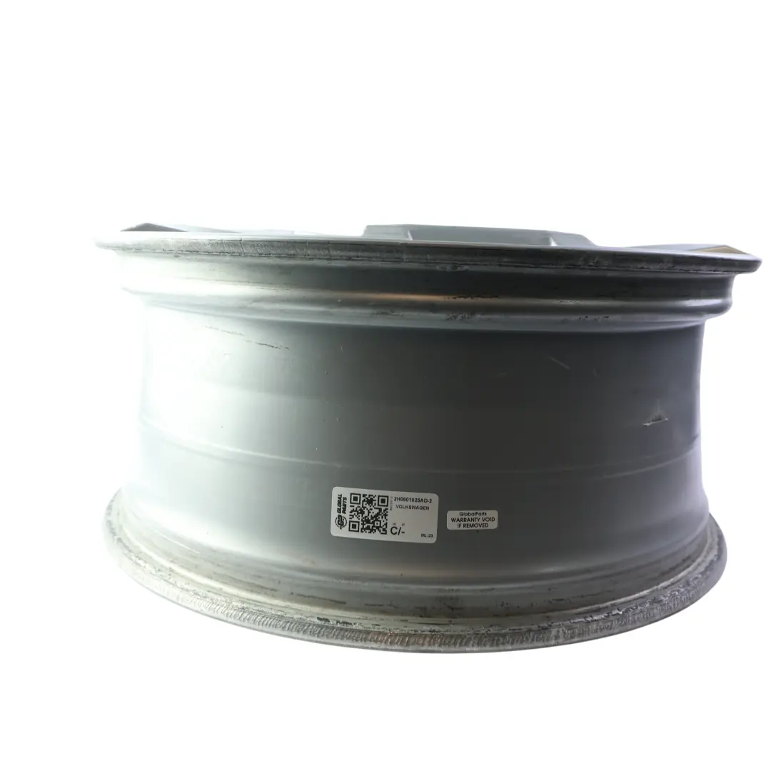 2H Mk1 Cerchio in Lega Argento 19" 8J ET:43 per Volkswagen Amarok con numero di parte 2H0601025AD Volkswagen Amarok 2H Mk1 Cerchio in Lega Argento 19" 8J ET:43 - SKU 2H0601025AD-2 - Numero di parte 2H0601025AD