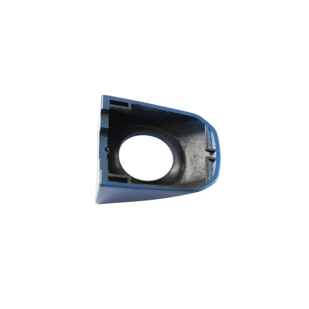 2H Nakładka Klamki Przód Lewa Niebieski A5W do Volkswagen Amarok o numerze 2H0837879F Volkswagen Amarok 2H Nakładka Klamki Przód Lewa Niebieski A5W - SKU 2H0837879F-RAV - Numer Części 2H0837879F