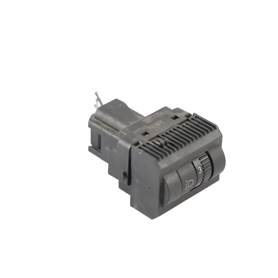 2H Przełącznik Regulacji Wysokości Świateł do Volkswagen Amarok o numerze 2H0941333 Volkswagen Amarok 2H Przełącznik Regulacji Wysokości Świateł - SKU 2H0941333 - Numer Części 2H0941333