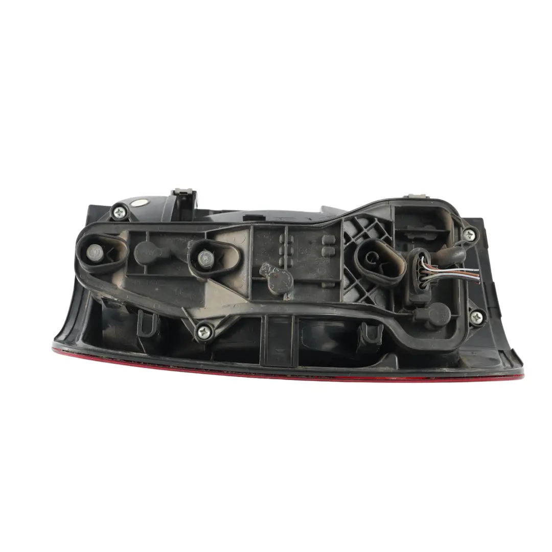 Volkswagen Amarok 2H Lampa Tylna Przeciwmgielna Prawa - SKU 2H2945096J - Numer Części 2H2945096J