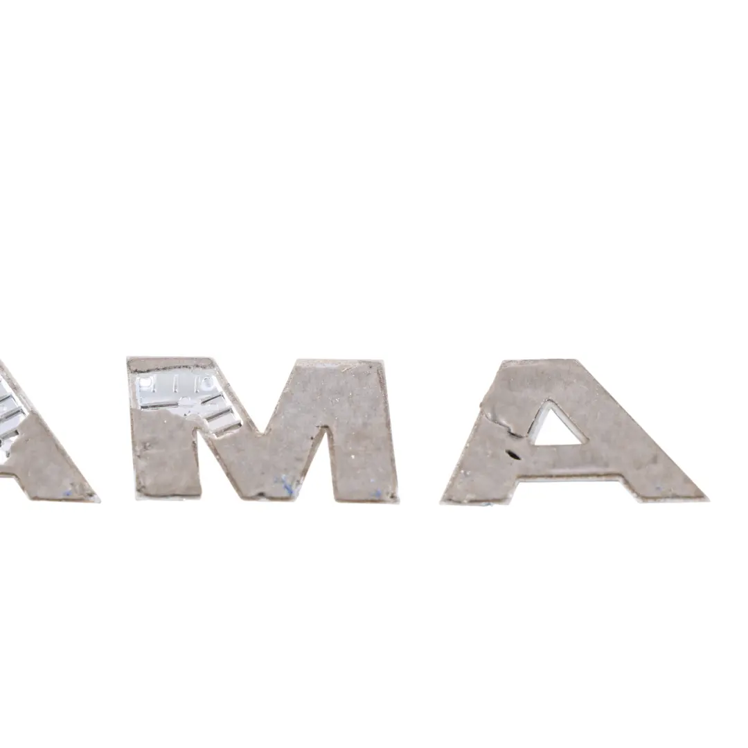 Volkswagen Amarok 2H Scritta Logo Emblema Posteriore Amarok Cromato - SKU 2H5853687 - Numero di parte 2H5853687