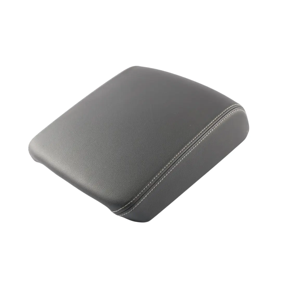 2H Accoudoir Console Centrale Noir Cuir pour Volkswagen Amarok à propos du numéro de pièce 2H6863761A Volkswagen Amarok 2H Accoudoir Console Centrale Noir Cuir - SKU 2H6863761A - Numéro de pièce 2H6863761A