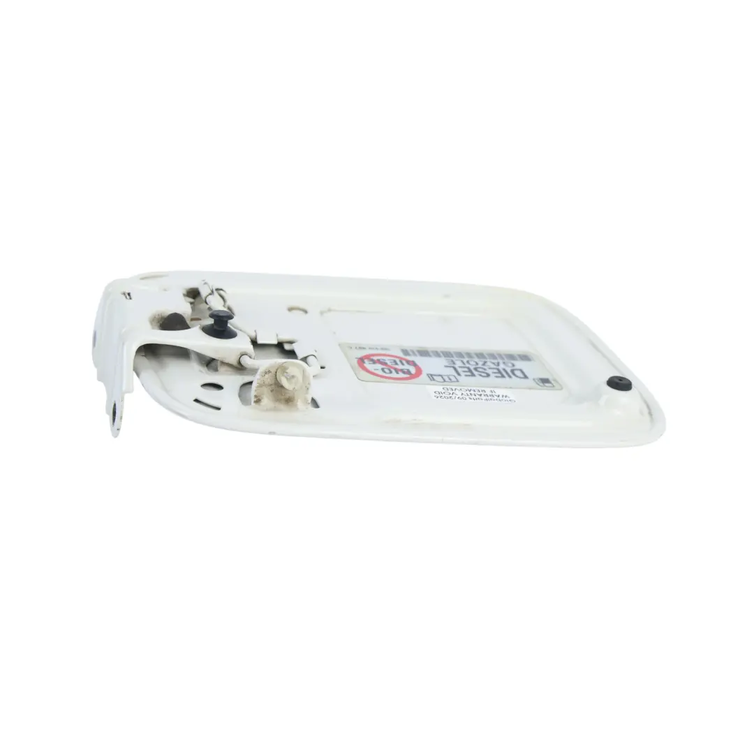 2K Tankklappe Candy Weiß für VW Caddy III mit Teilenummer 2K0809905E VW Caddy III 2K Tankklappe Candy Weiß - SKU 2K0809905E-CWH - Teilenummer 2K0809905E