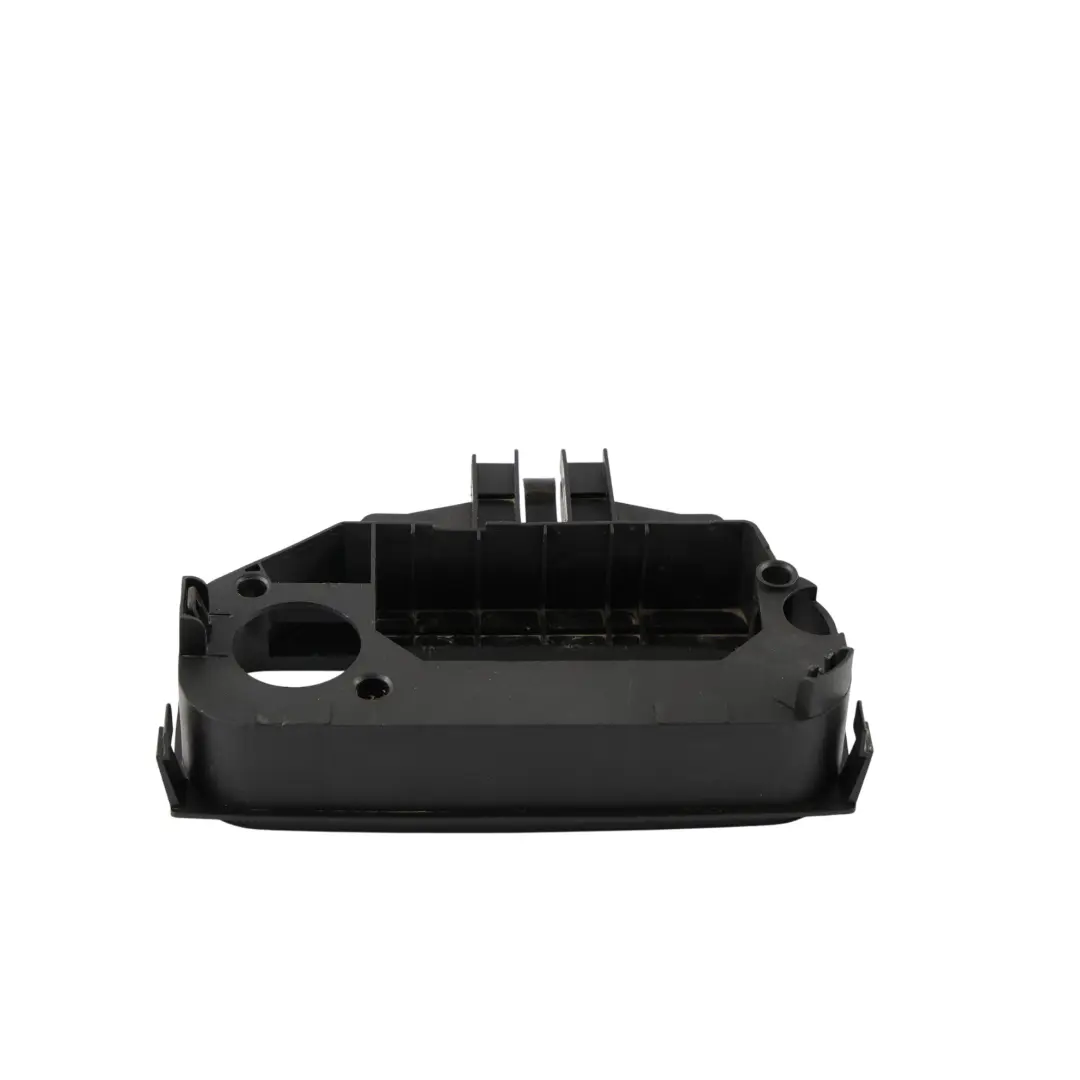 2K C20 Soporte Cerradura Portón Trasero Carrier para Volkswagen Caddy con número de pieza 2K0827526 Volkswagen Caddy 2K C20 Soporte Cerradura Portón Trasero Carrier - SKU 2K0827526 - Número de pieza 2K0827526