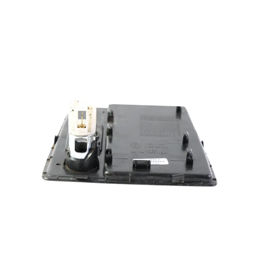 Volkswagen Caddy Maxi SA Panel Consola Central Tapa Embellecedor 12V - SKU 2K5863284P - Número de pieza 2K5863284P