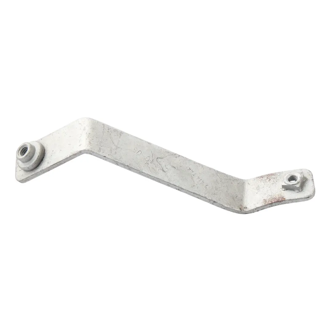Soporte Parachoques Delantero Derecho M Sport para BMW X3 E83 con número de pieza 3414744 BMW X3 E83 Soporte Parachoques Delantero Derecho M Sport - SKU 3414744 - Número de pieza 3414744