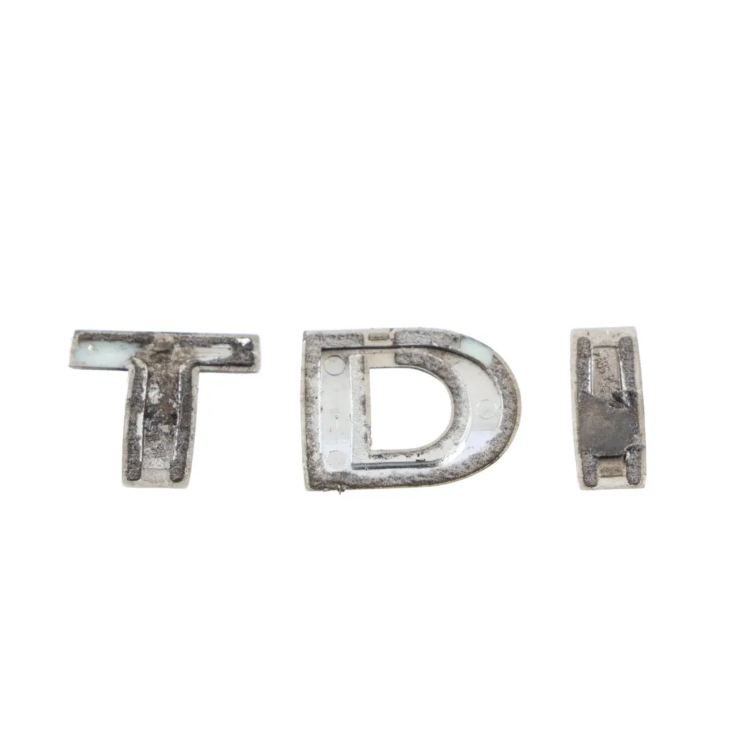 Portellone Stemma Scritta TDI per Volkswagen Transporter T5 Caddy C20 con numero di parte 3B0853675AB Volkswagen Transporter T5 Caddy C20 Portellone Stemma Scritta TDI - SKU 3B0853675AB - Numero di parte 3B0853675AB