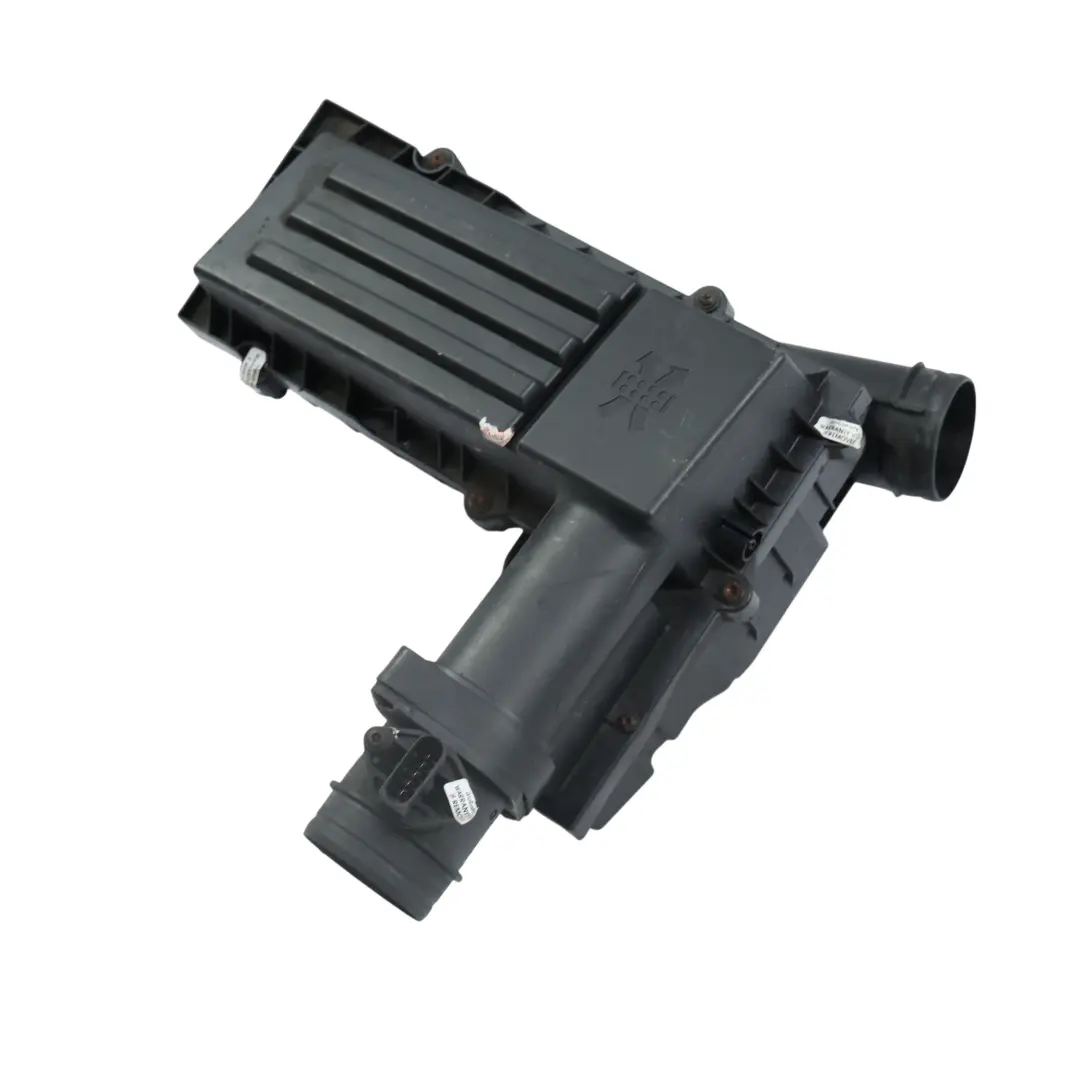 Obudowa Filtra Powietrza do Volkswagen Caddy C20 o numerze 3C0129607BA Volkswagen Caddy C20 Obudowa Filtra Powietrza - SKU 3C0129607BA - Numer Części 3C0129607BA