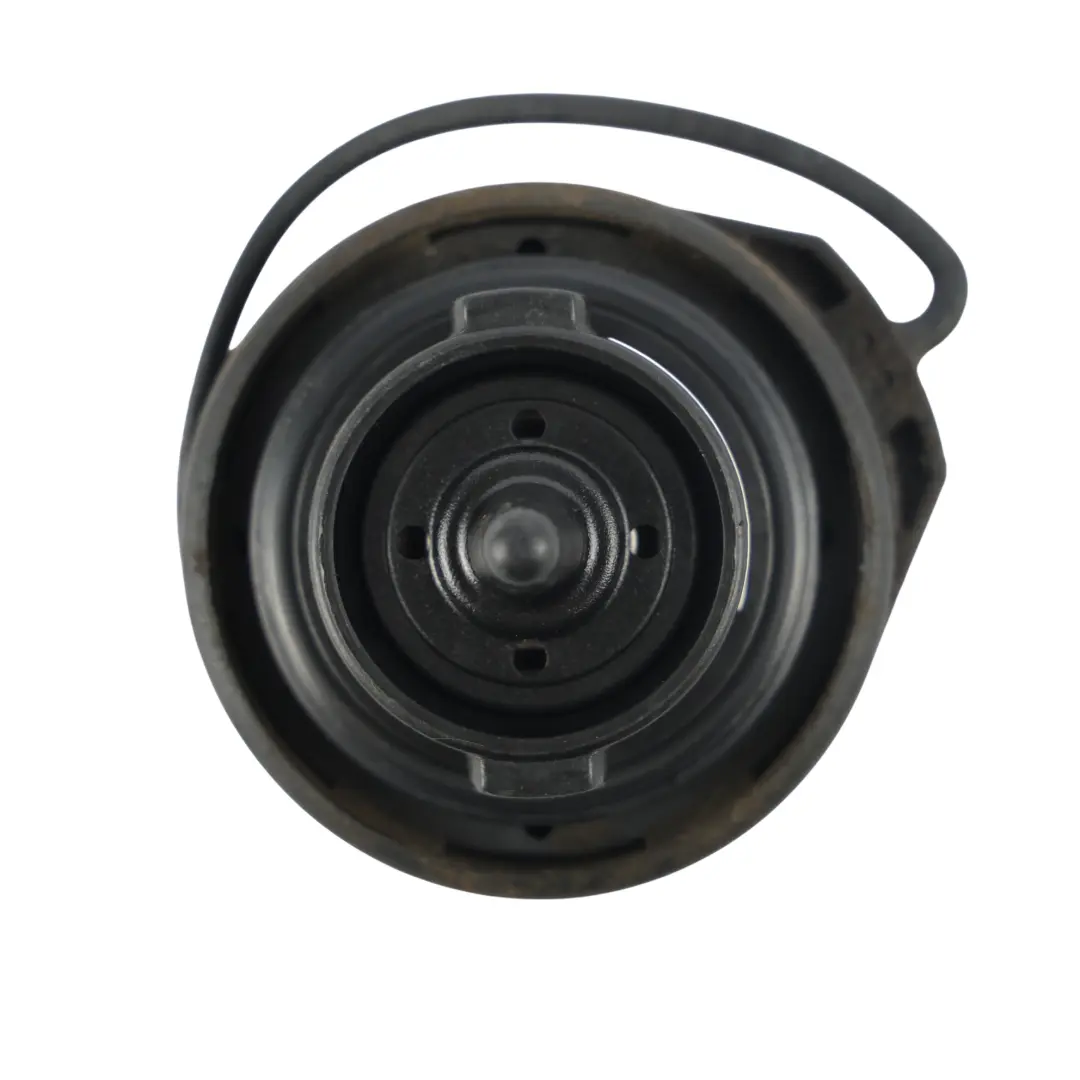 Volkswagen Scirocco Mk3 Tapa Depósito Combustible Tapón - SKU 3C0201550L - Número de pieza 3C0201550L