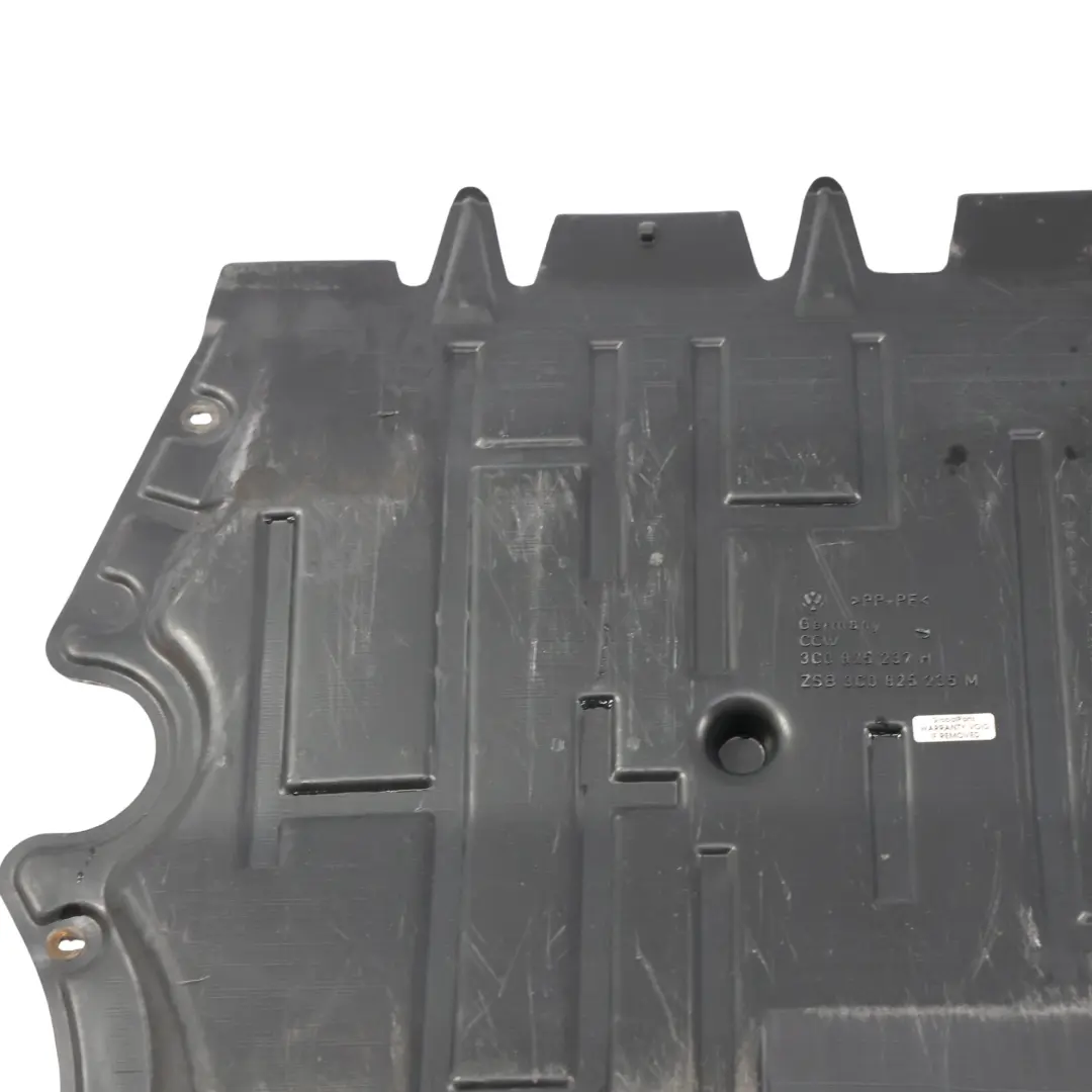Undertray Noise Insulation Panel 2.0 TDI to Volkswagen Passat B6 Engine with Part number 3C0825235M Volkswagen Passat B6 Engine Undertray Noise Insulation Panel 2.0 TDI - SKU 3C0825235M - Part number 3C0825235M