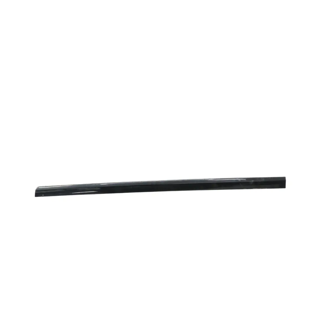 Volkswagen Passat B6 Listwa Drzwi Przednia Prawa Deep Black C9X - SKU 3C0854940B-DBL - Numer Części 3C0854940B