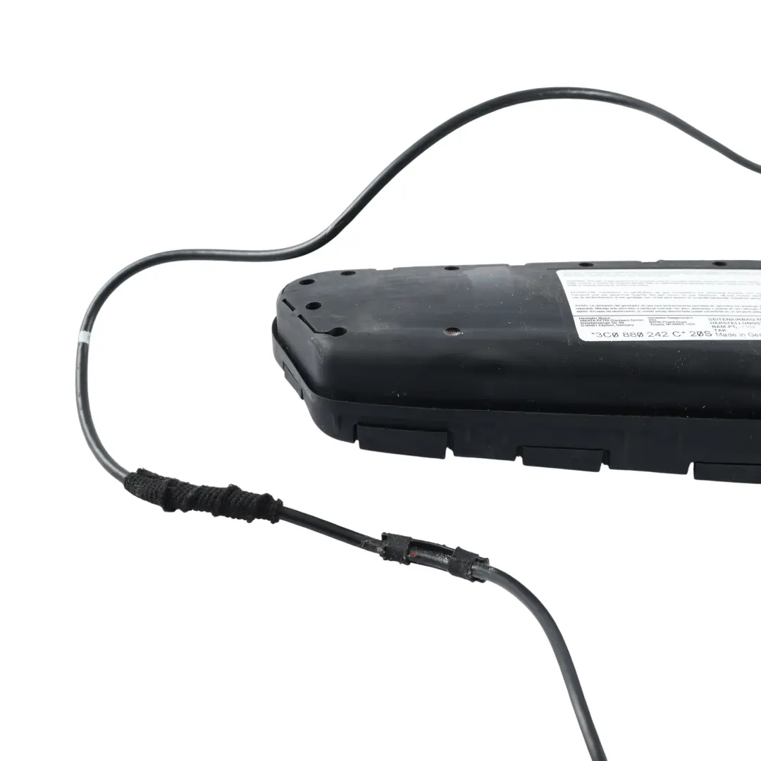 Poduszka Powietrzna Fotela Przednia Prawa do Volkswagen Passat B6 o numerze 3C0880242C Volkswagen Passat B6 Poduszka Powietrzna Fotela Przednia Prawa - SKU 3C0880242C - Numer Części 3C0880242C