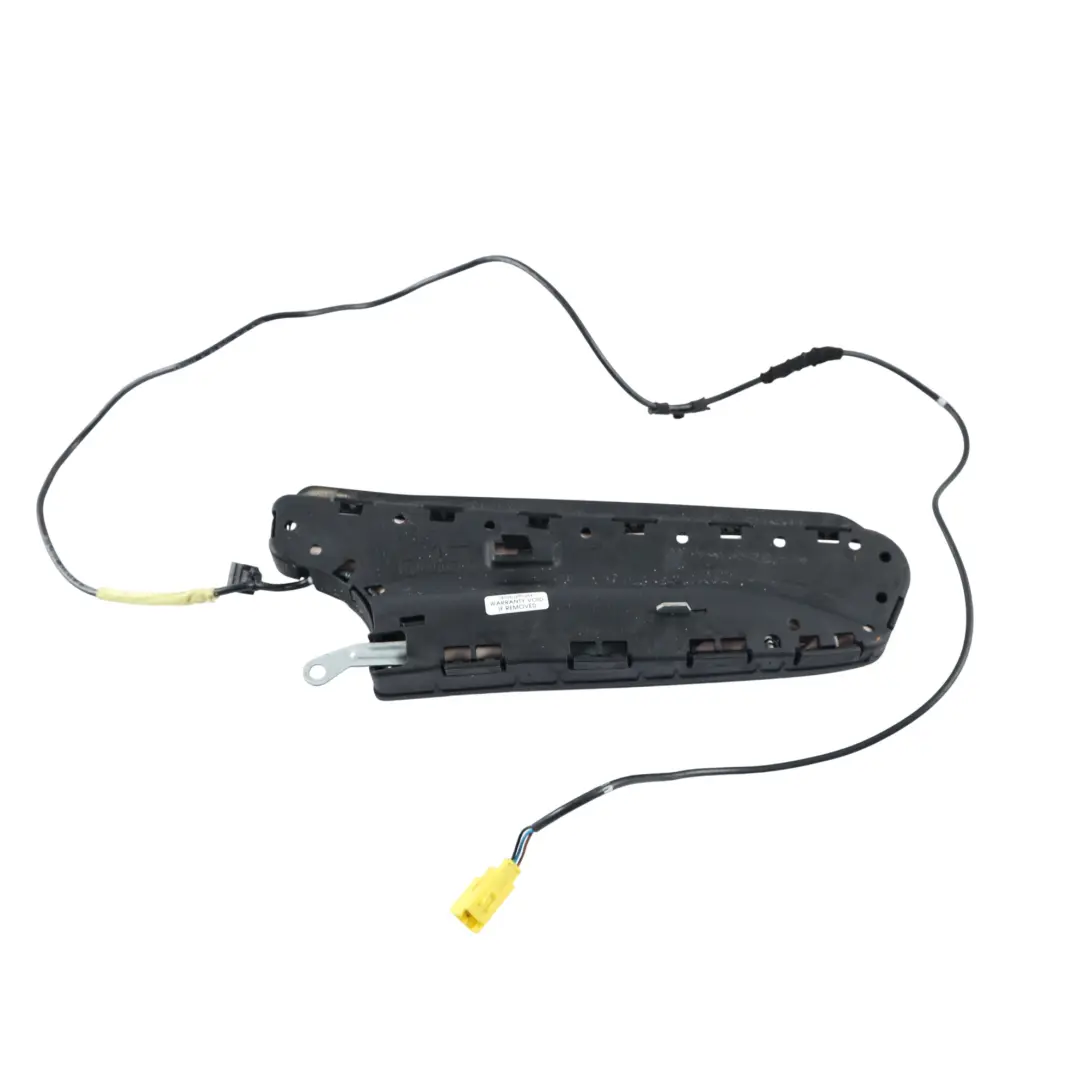 Poduszka Powietrzna Fotela Przednia Prawa do Volkswagen Passat B6 o numerze 3C0880242C Volkswagen Passat B6 Poduszka Powietrzna Fotela Przednia Prawa - SKU 3C0880242C - Numer Części 3C0880242C