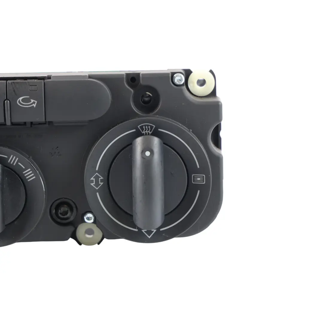 Panel Control Climatizador Calefacción para Audi A3 8P Passat CC con número de pieza 3C2820045A Audi A3 8P Passat CC Panel Control Climatizador Calefacción - SKU 3C2820045A - Número de pieza 3C2820045A