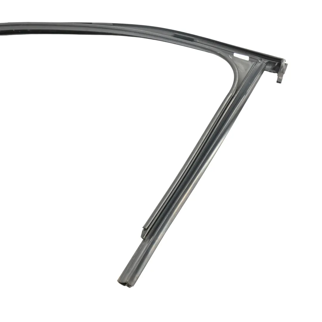 Joint Vitre Porte Avant Droite pour Volkswagen Passat B7 à propos du numéro de pièce 3C4837432G Volkswagen Passat B7 Joint Vitre Porte Avant Droite - SKU 3C4837432G - Numéro de pièce 3C4837432G