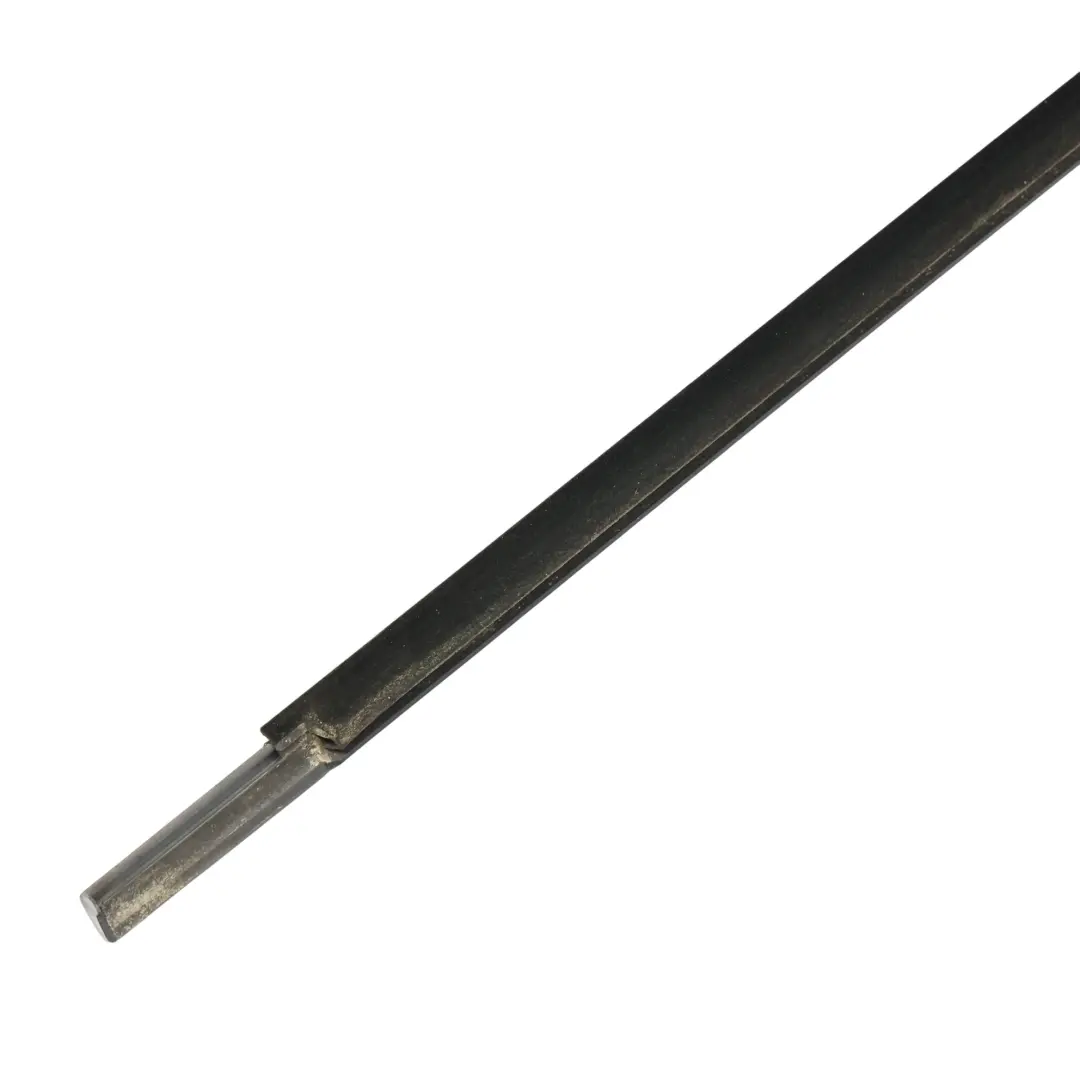 Volkswagen Passat B6 Guarnizione Finestrino Porta Anteriore Destra - SKU 3C4837478B - Numero di parte 3C4837478B
