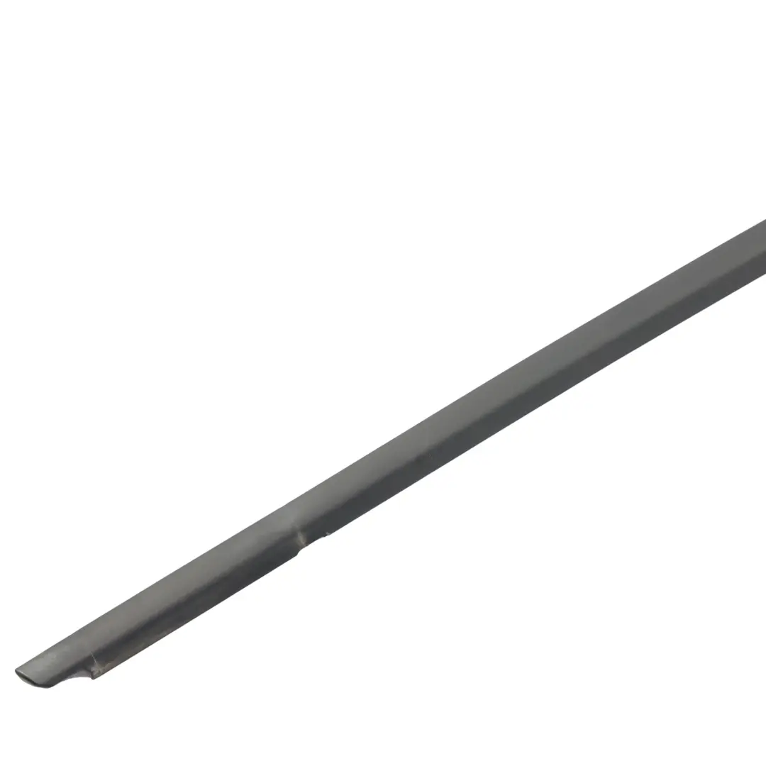 Burlete Ventanilla Puerta Delantera Derecha para Volkswagen Passat B6 con número de pieza 3C4837478B Volkswagen Passat B6 Burlete Ventanilla Puerta Delantera Derecha - SKU 3C4837478B - Número de pieza 3C4837478B