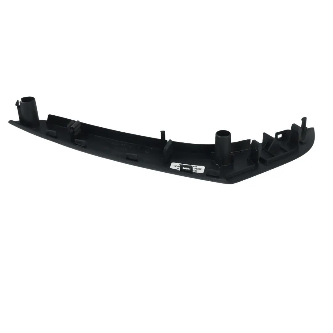 Türgriff Blende Abdeckung Hinten Links für Volkswagen Passat B6 mit Teilenummer 3C4867371A Volkswagen Passat B6 Türgriff Blende Abdeckung Hinten Links - SKU 3C4867371A - Teilenummer 3C4867371A