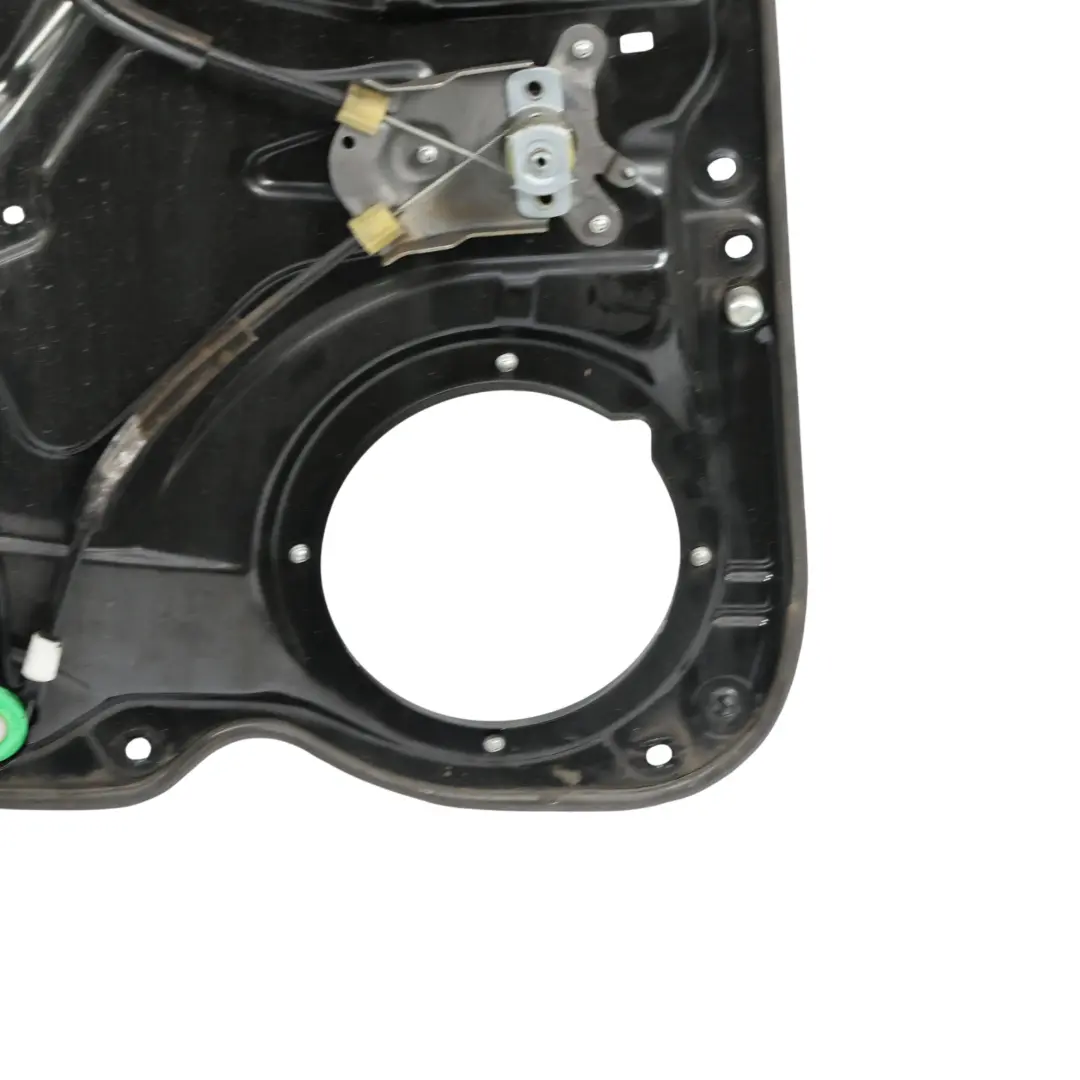 Lève-Vitre Porte Arrière Droit pour Volkswagen Passat B6 à propos du numéro de pièce 3C5839462K Volkswagen Passat B6 Lève-Vitre Porte Arrière Droit - SKU 3C5839462K - Numéro de pièce 3C5839462K