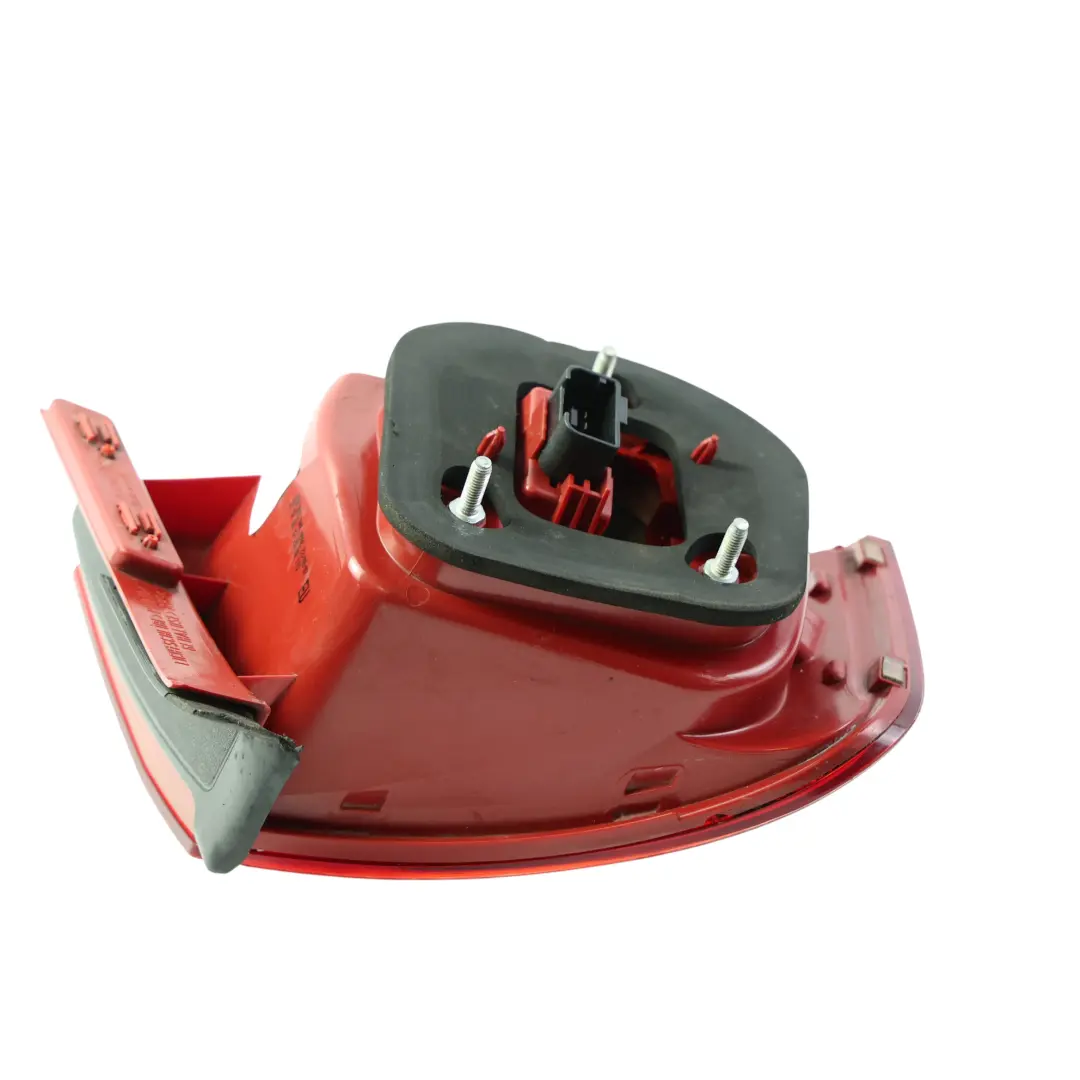 Outer Tail Light Taillight Lamp Right O/S to Volkswagen Passat B6 Rear with Part number 3C5945096C Volkswagen Passat B6 Rear Outer Tail Light Taillight Lamp Right O/S - SKU 3C5945096C - Part number 3C5945096C