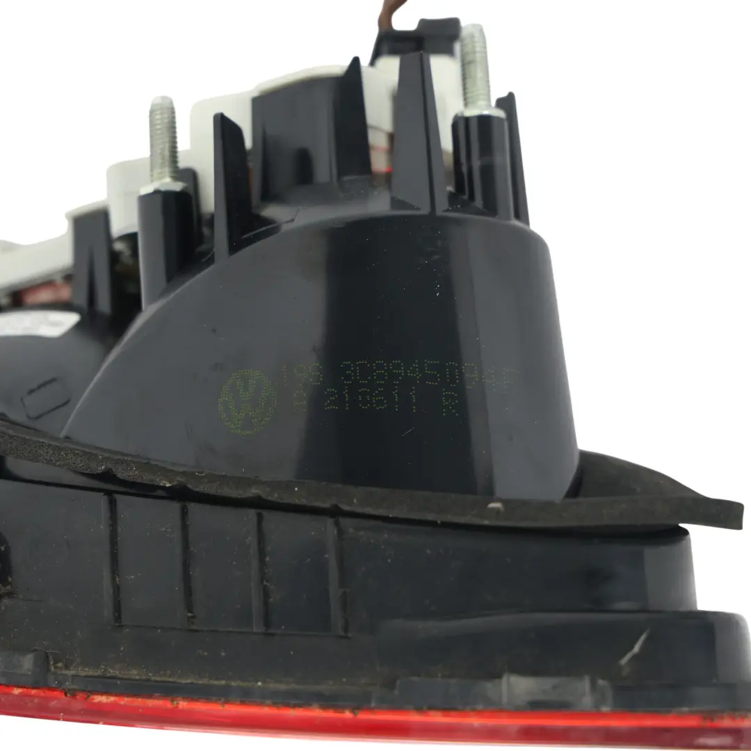 Volkswagen Passat CC Lampa Tylna Wewnętrzna Prawa - SKU 3C8945094F - Numer Części 3C8945094F