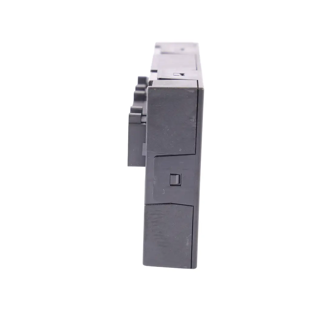 Body Convenience Control Module Unit BCM ECU to VW Volkswagen Passat B6 with Part number 3C0959433AQ VW Volkswagen Passat B6 Body Convenience Control Module Unit BCM ECU - SKU 3C0959433AQ - Part number 3C0959433AQ