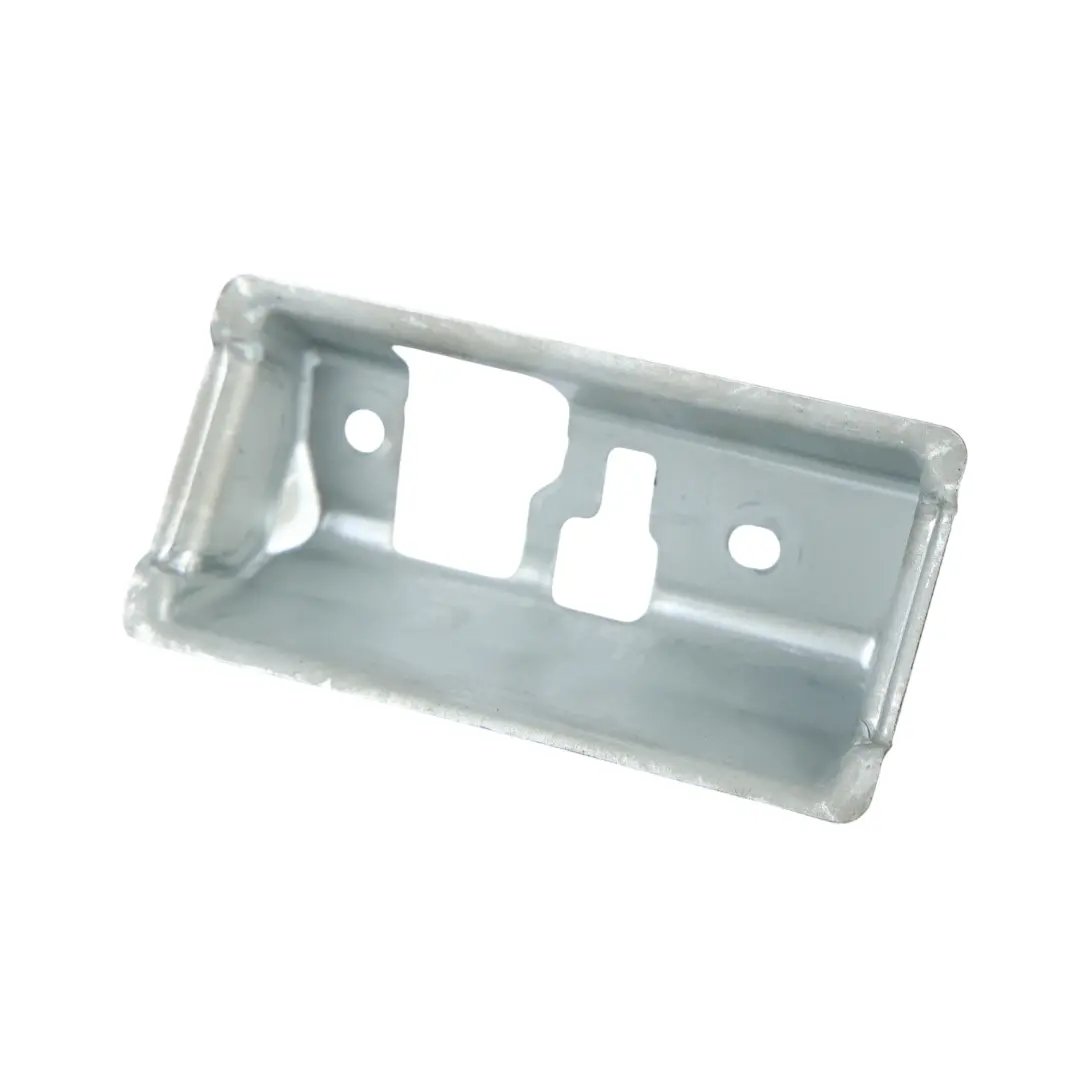 Volkswagen Touareg 7P Nakładka Klamki Klapy Tylnej - SKU 3C9827229C - Numer Części 3C9827229C