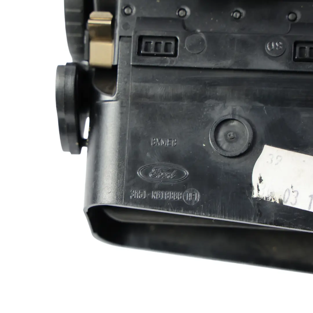 Mk1 Armaturenbrett Lüftungsdüse Kanal Rechts für Ford Kuga C-Max mit Teilenummer 3M51-R018B08-AFW Ford Kuga C-Max Mk1 Armaturenbrett Lüftungsdüse Kanal Rechts - SKU 3M51-R018B08-AFW - Teilenummer 3M51-R018B08-AFW