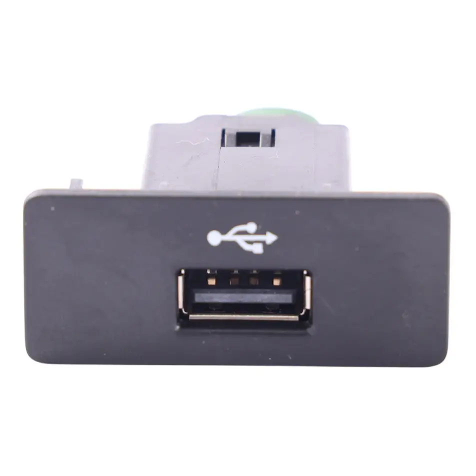 Skoda Superb Mk3 USB Port Media In Socket Connector 2.0 Diesel - SKU 3V0035727 - Part number 3V0035727