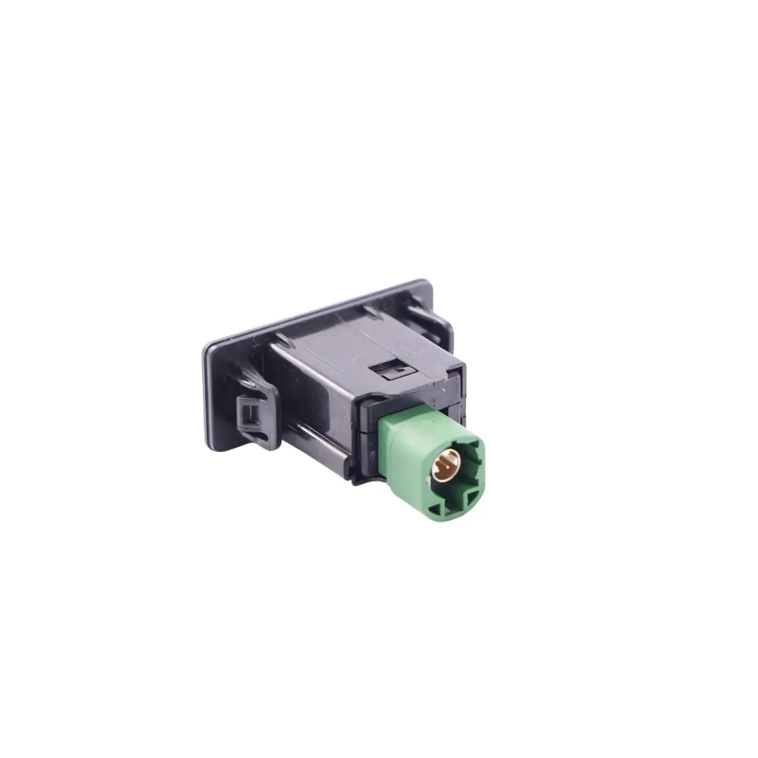 Skoda Superb Mk3 USB Port Media In Socket Connector 2.0 Diesel - SKU 3V0035727 - Part number 3V0035727