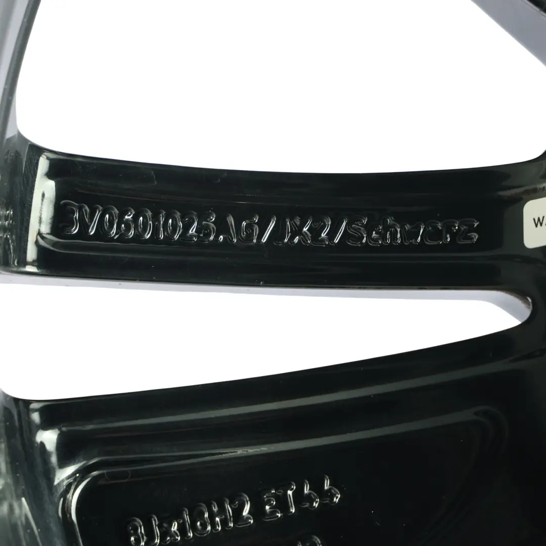 Skoda Superb Mk3 Felga Aluminiowa 18" 8J ET:44 - SKU 3V0601025AG-2 - Numer Części 3V0601025AG