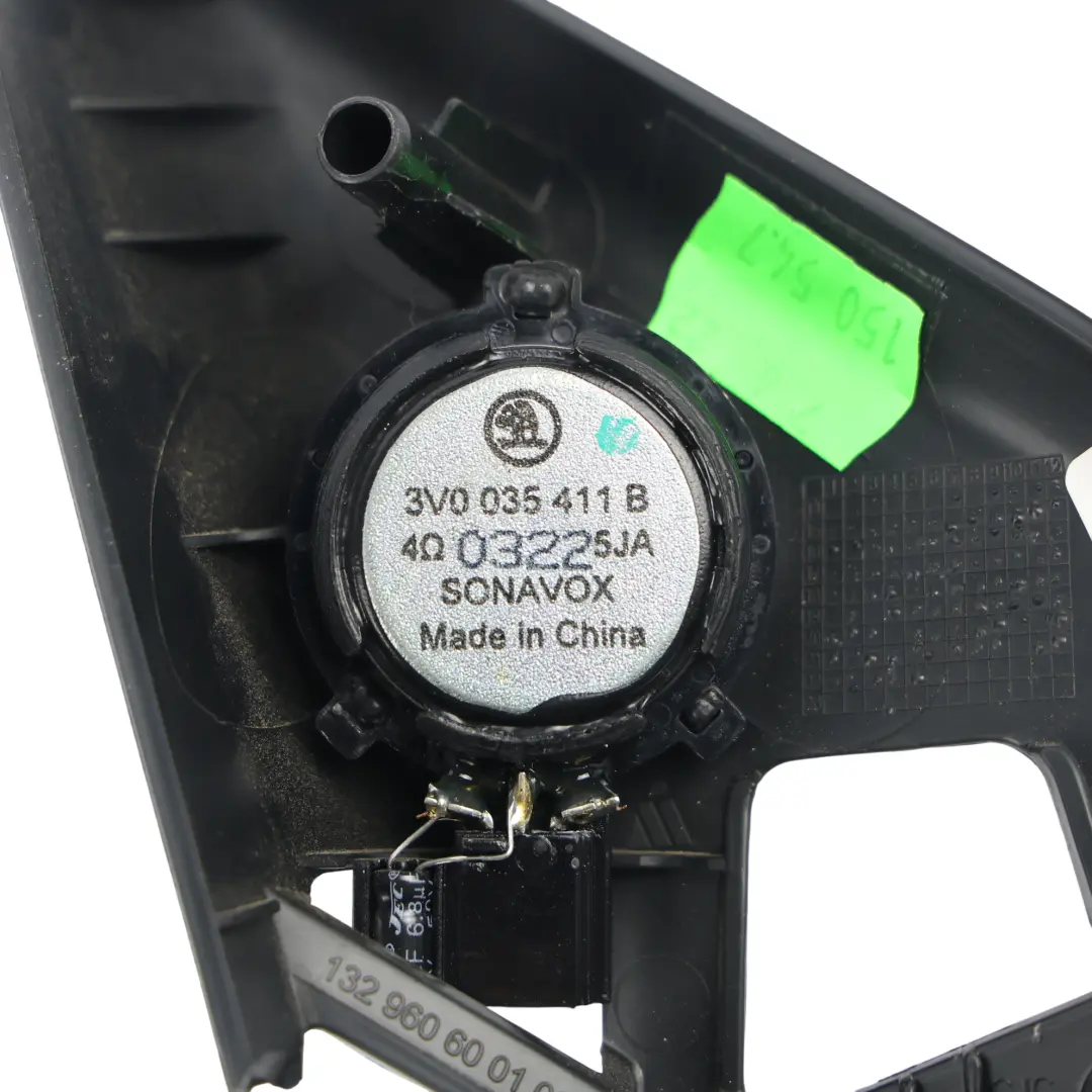 Skoda Superb Mk3 Hochtöner Lautsprecher Dreieck Abdeckung Vorne Rechts - SKU 3V0837974 - Teilenummer 3V0837974