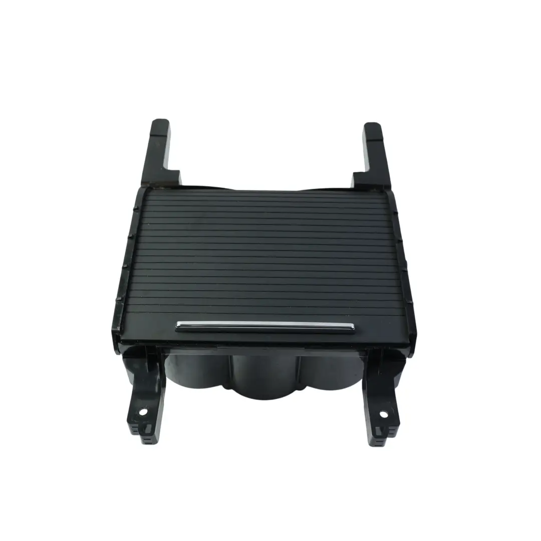 3V B8 Mk3 Anteriore Portabicchieri Console Centrale per Skoda Superb con numero di parte 3V0858329 Skoda Superb 3V B8 Mk3 Anteriore Portabicchieri Console Centrale - SKU 3V0858329 - Numero di parte 3V0858329