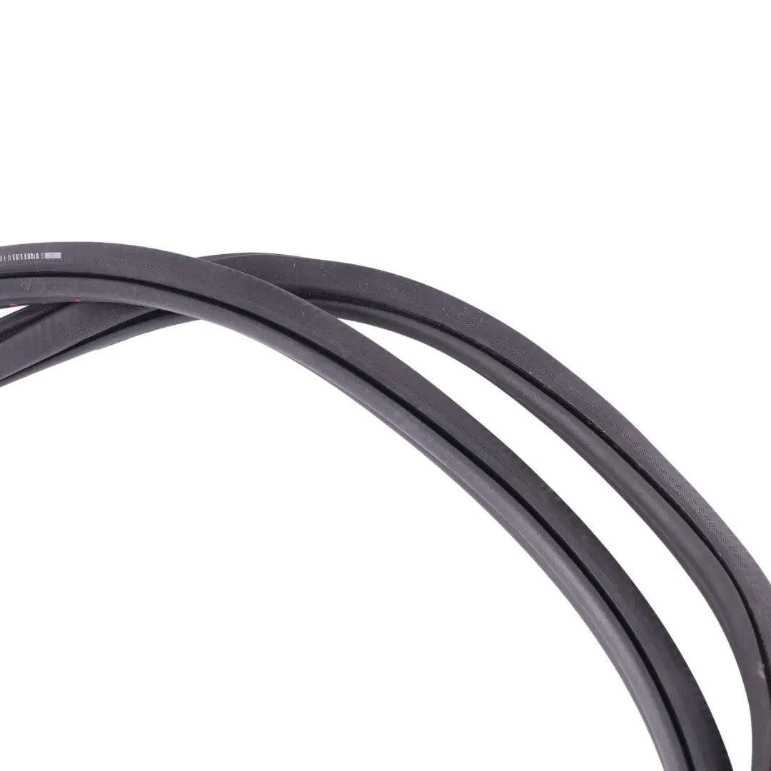 Mk3 Front Door Seal Rubber Gasket Inner Right O/S to Skoda Superb with Part number 3V0867366B Skoda Superb Mk3 Front Door Seal Rubber Gasket Inner Right O/S - SKU 3V0867366B - Part number 3V0867366B