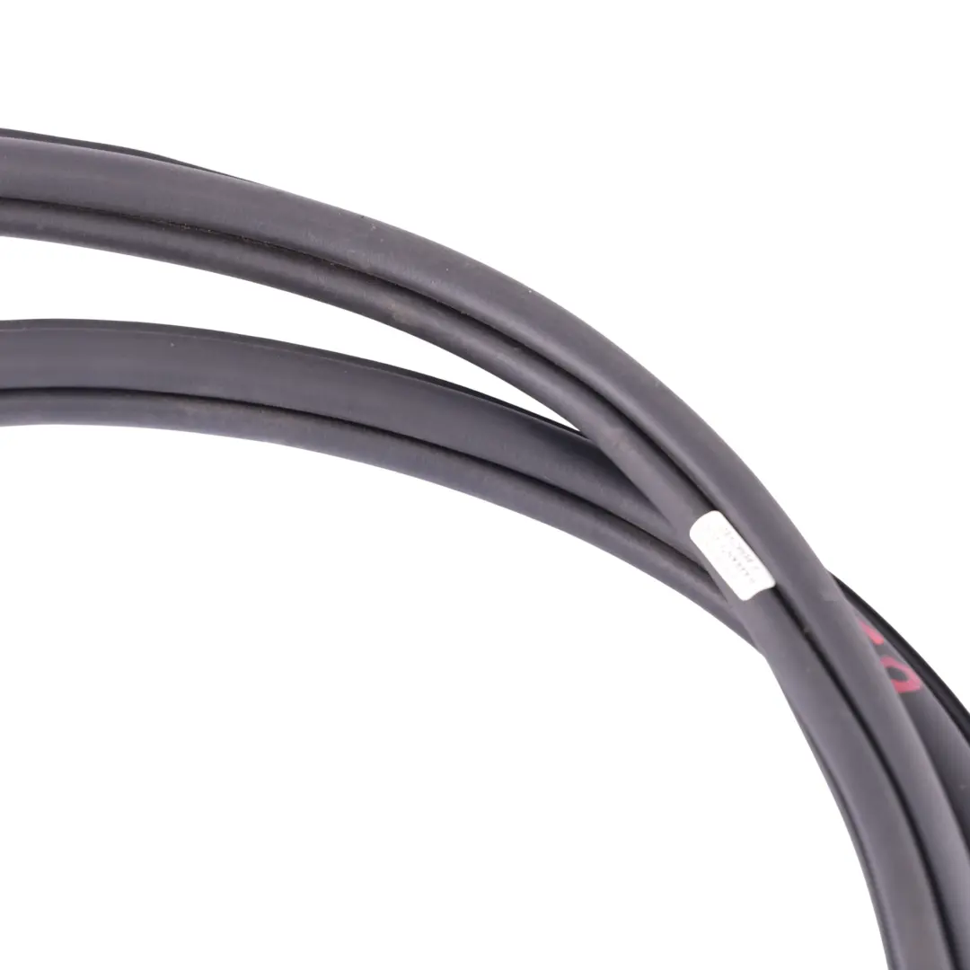 Skoda Superb Mk3 Front Door Seal Rubber Gasket Inner Right O/S - SKU 3V0867366B - Part number 3V0867366B