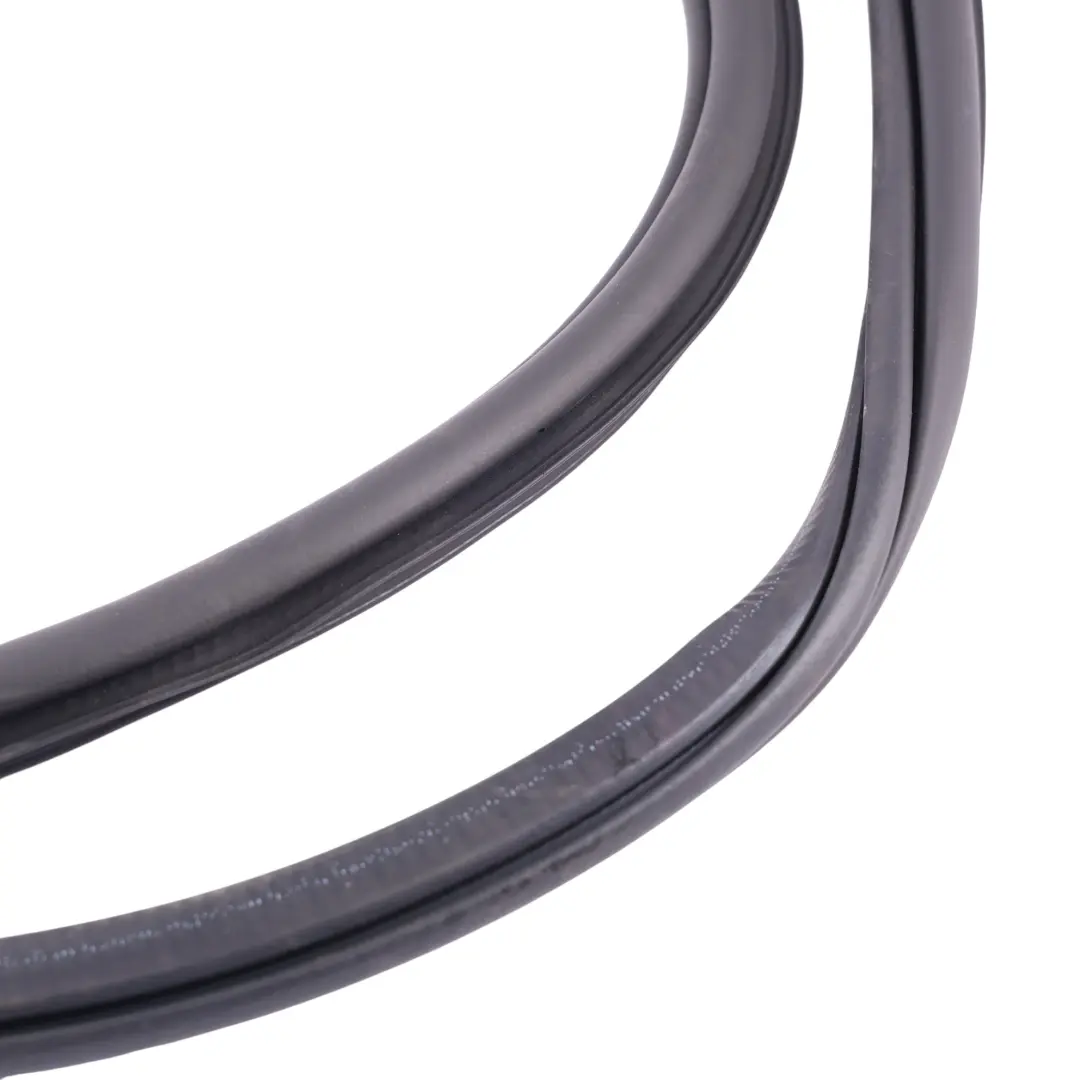 Mk3 Door Seal Gasket Rubber Inner Rear Left N/S to Skoda Superb with Part number 3V9867367B Skoda Superb Mk3 Door Seal Gasket Rubber Inner Rear Left N/S - SKU 3V9867367B - Part number 3V9867367B