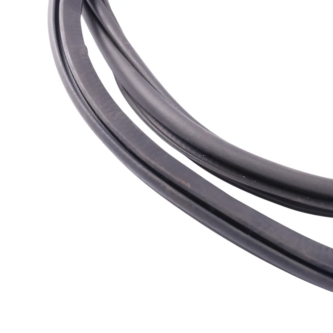 Mk3 Door Seal Gasket Rubber Inner Rear Left N/S to Skoda Superb with Part number 3V9867367B Skoda Superb Mk3 Door Seal Gasket Rubber Inner Rear Left N/S - SKU 3V9867367B - Part number 3V9867367B