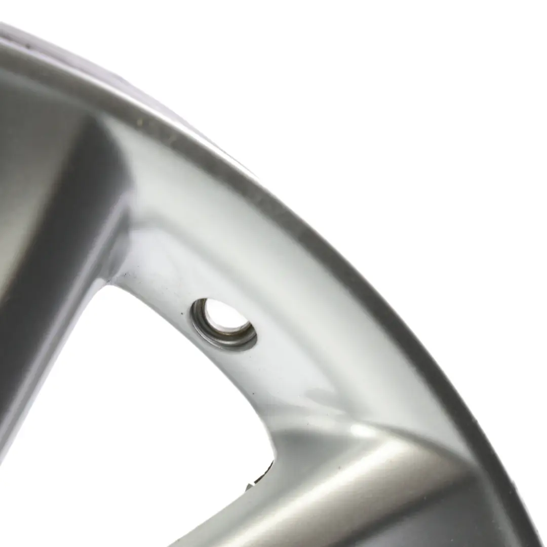 Mk2 Alloy Wheel Rim Silver 15" 5,5J ET:45 to Toyota Yaris with Part number 42611-0D240 Toyota Yaris Mk2 Alloy Wheel Rim Silver 15" 5,5J ET:45 - SKU 42611-0D240-SL3 - Part number 42611-0D240