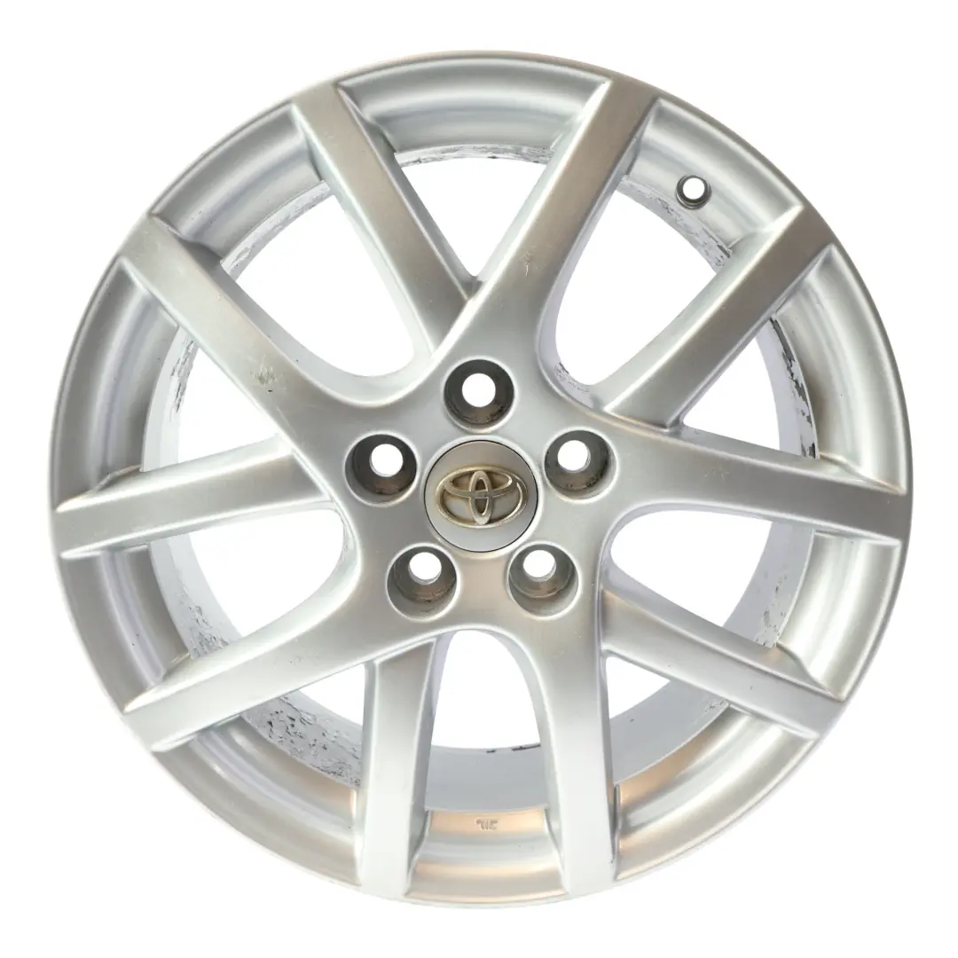 Mk2 Felga Aluminiowa Srebrna 17" 7J ET:39 42611-0F130 do Toyota Verso o numerze 426110F130 Toyota Verso Mk2 Felga Aluminiowa Srebrna 17" 7J ET:39 42611-0F130 - SKU 426110F130-SL1 - Numer Części 426110F130