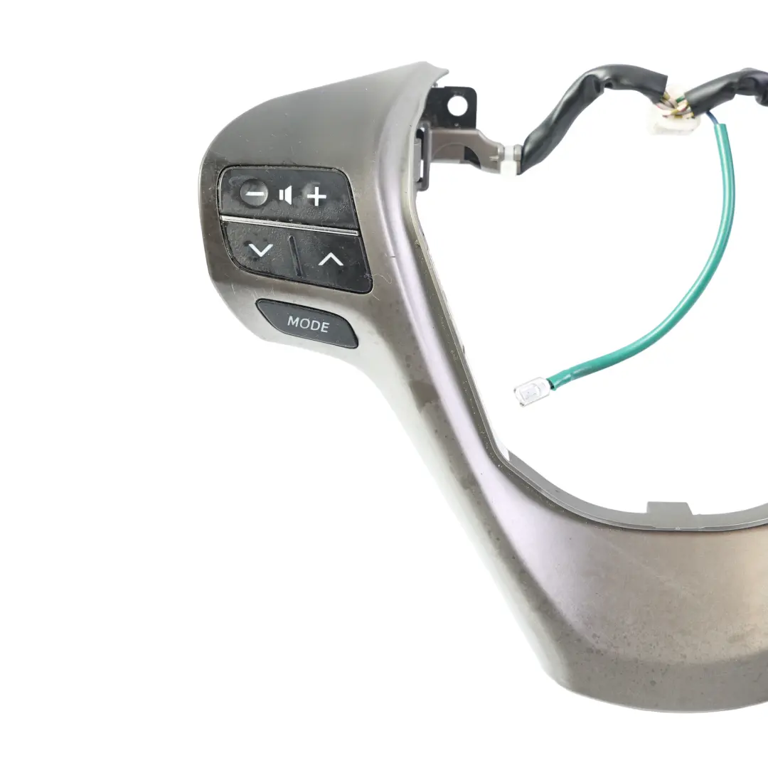 Toyota Verso Commande Volant Bouton Garniture - SKU 45100-0F220-1 - Numéro de pièce 45100-0F220