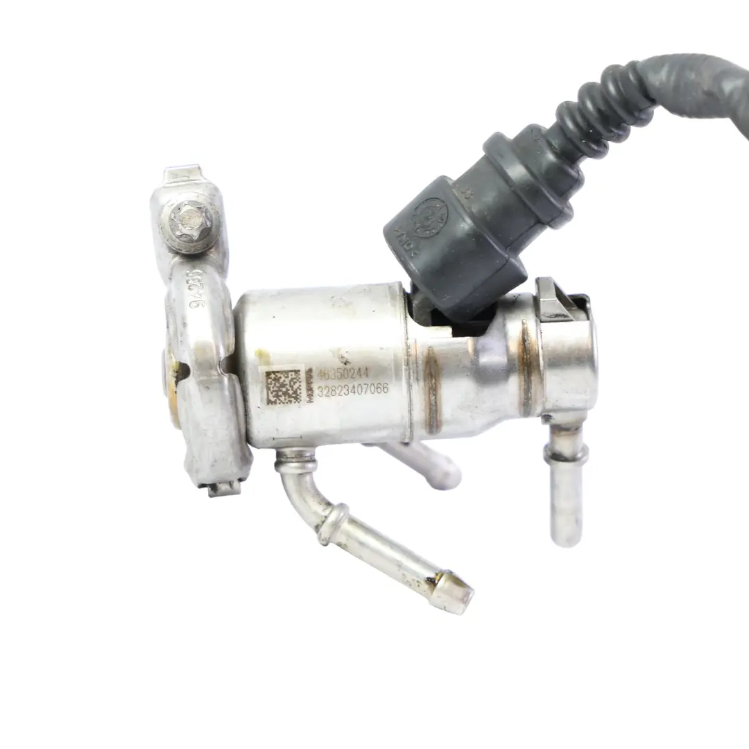 Mk3 Einspritzdüse Schlauch Leitung AdBlue 2.2 Diesel für Fiat Ducato mit Teilenummer 46350244 Fiat Ducato Mk3 Einspritzdüse Schlauch Leitung AdBlue 2.2 Diesel - SKU 46350244 - Teilenummer 46350244