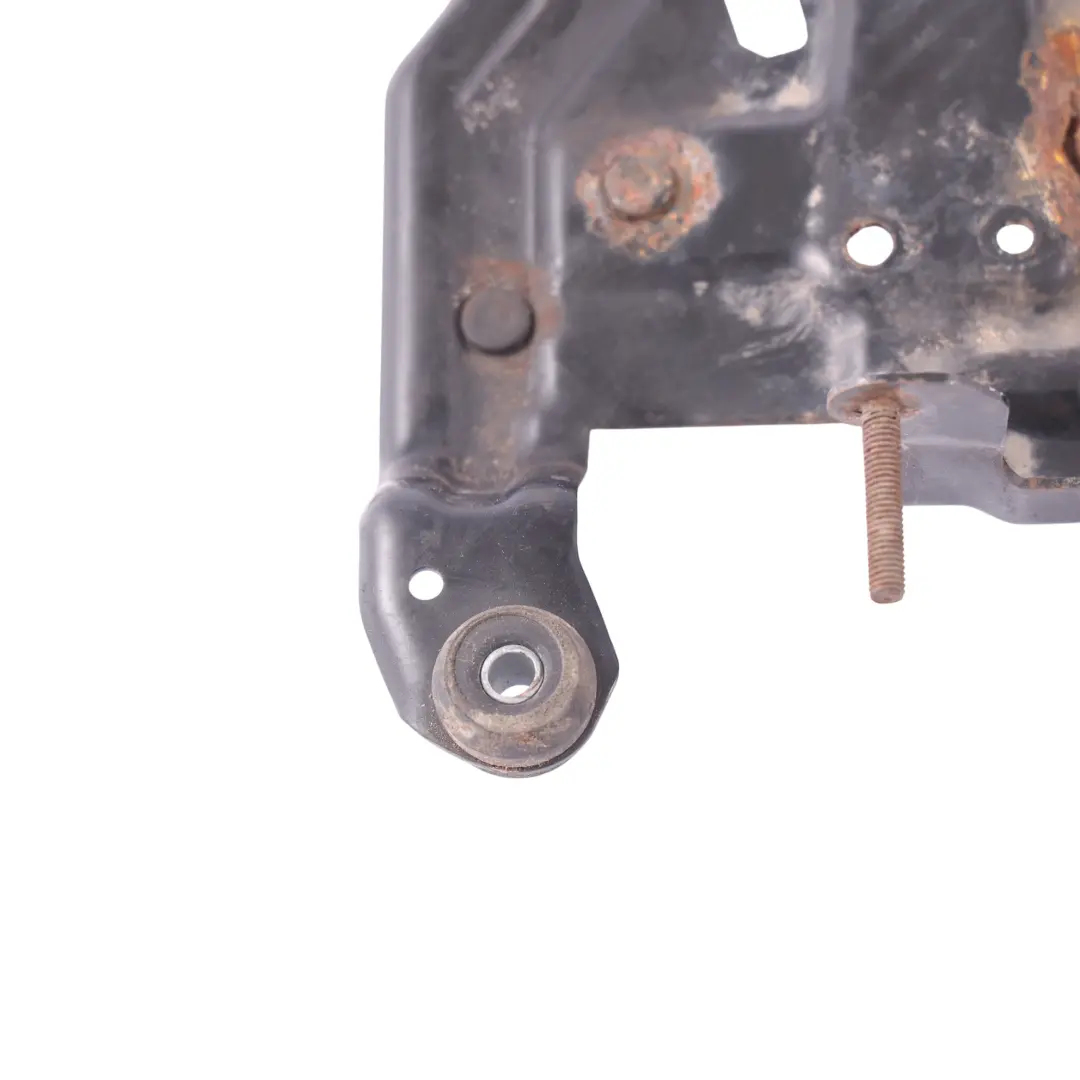 Calefactor Auxiliar Webasto Soporte Fijación para Audi A8 D3 con número de pieza 4E0265335C Audi A8 D3 Calefactor Auxiliar Webasto Soporte Fijación - SKU 4E0265335C - Número de pieza 4E0265335C