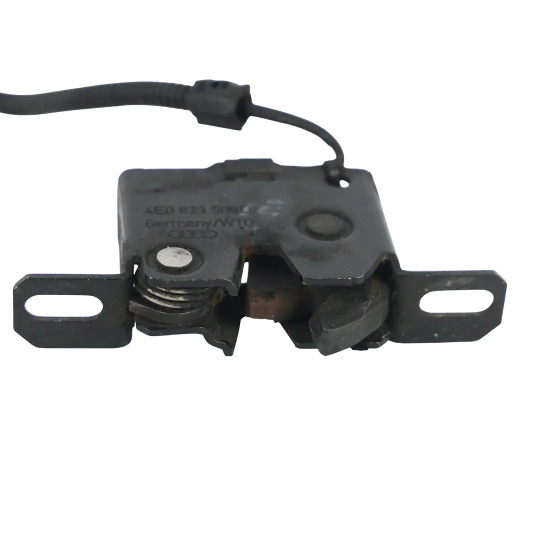 Serratura Cofano Anteriore Chiusura Gancio Sinistra Destra per Audi A8 D3 con numero di parte 4E0823509D Audi A8 D3 Serratura Cofano Anteriore Chiusura Gancio Sinistra Destra - SKU 4E0823509D - Numero di parte 4E0823509D