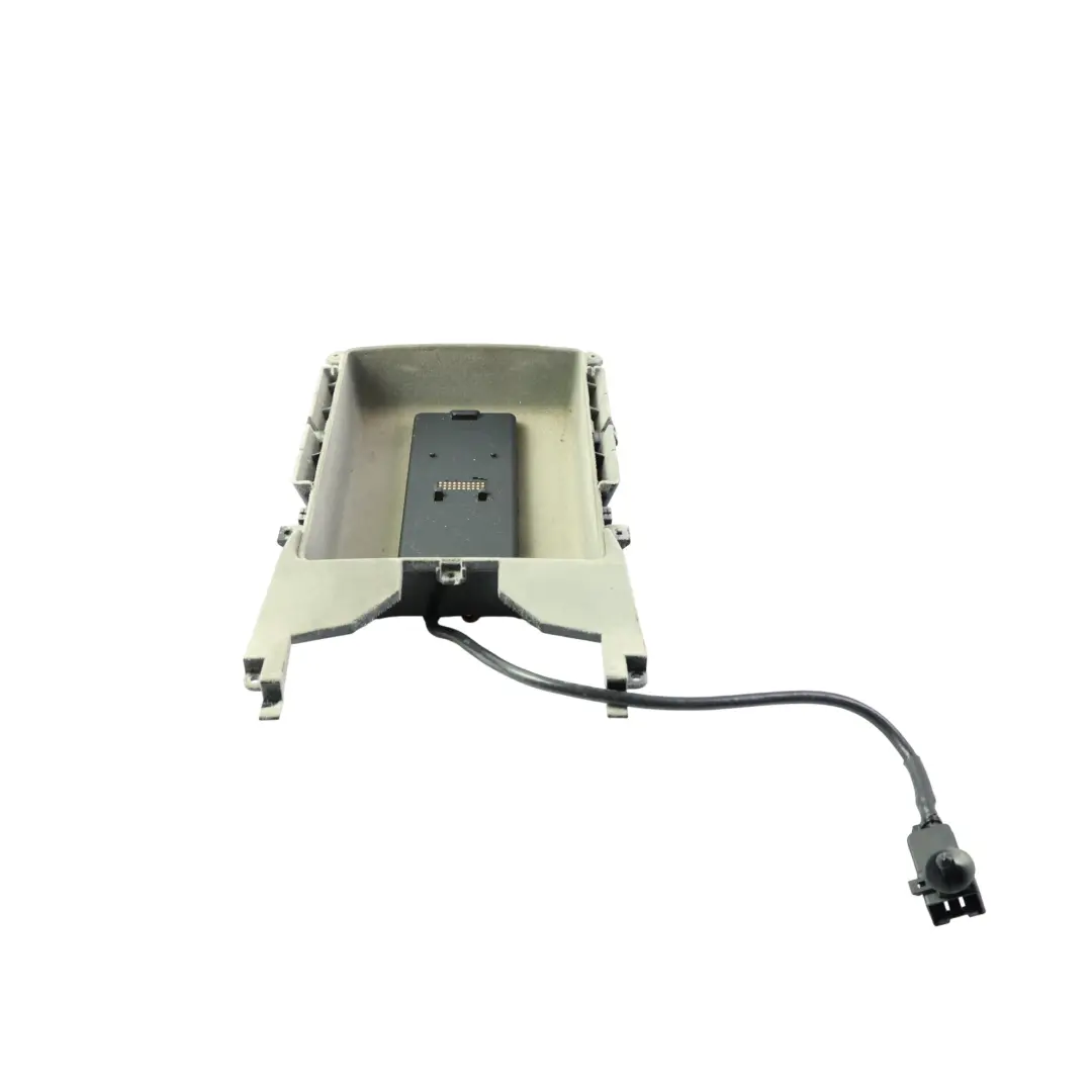 Audi A8 S8 D3 Console Centrale Bac Rangement Panneau Garniture - SKU 4E0863075D - Numéro de pièce 4E0863075D