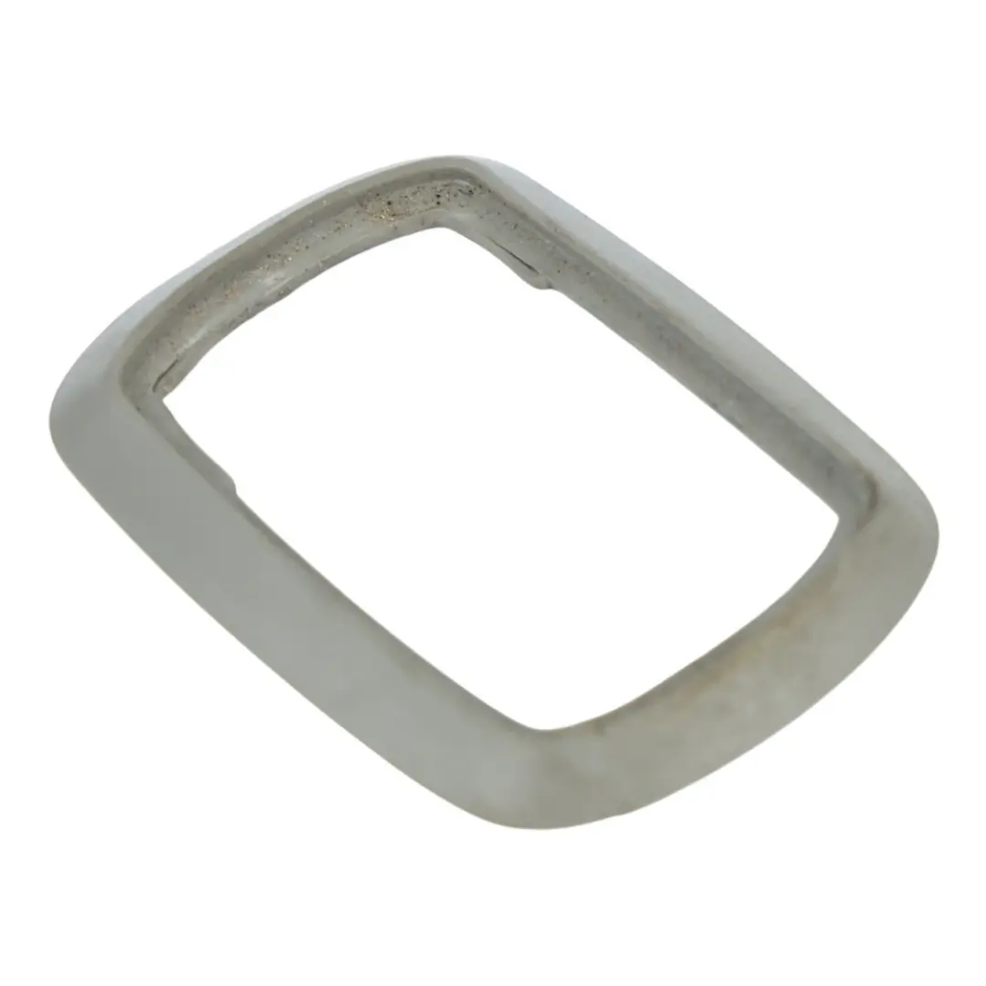 Consola Central Bandeja Portaobjetos Embellecedor Arandela para Audi A8 D3 con número de pieza 4E0864333 Audi A8 D3 Consola Central Bandeja Portaobjetos Embellecedor Arandela - SKU 4E0864333 - Número de pieza 4E0864333