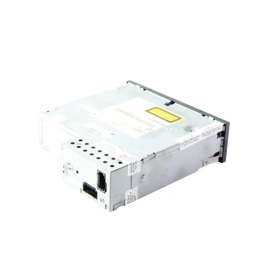 Zmieniarka CD 6 Płyt Moduł MMI do Audi A8 D3 A6 C6 o numerze 4E0910110C Audi A8 D3 A6 C6 Zmieniarka CD 6 Płyt Moduł MMI - SKU 4E0910110C-1 - Numer Części 4E0910110C